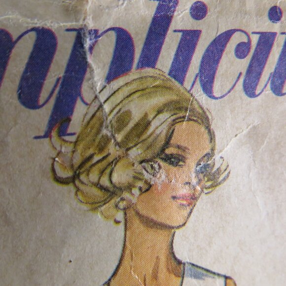 Simplicity 8142 Clothing Pattern Miss Size 12 Dress Fitted button front - Picture 7 of 9